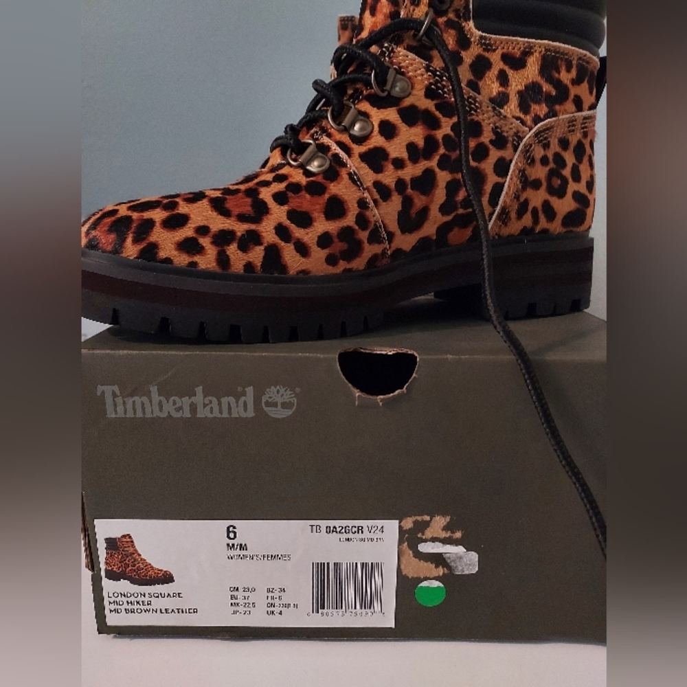 Timberland Leopard print boots, cow hide.